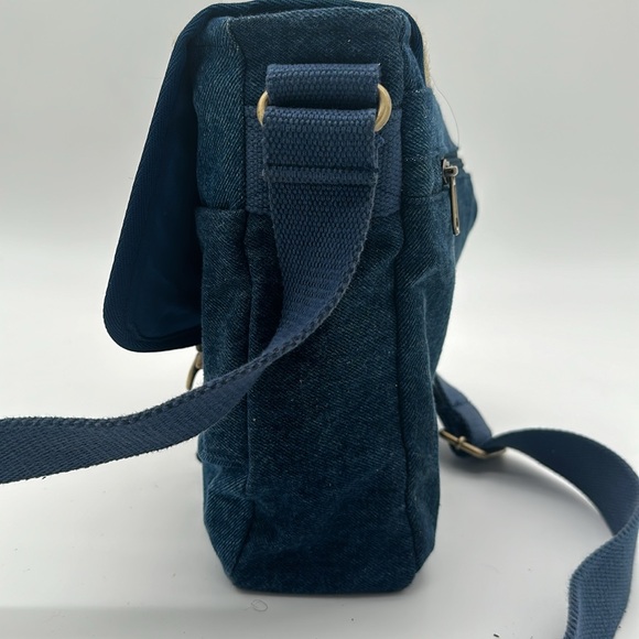 Harris Tweed Messenger Bag Denim Wash Attractive unisex Tweed multi-purpose bag. - Picture 4 of 13